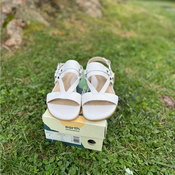 Earth Mykonos Delos Sandals - Picture 5 of 6